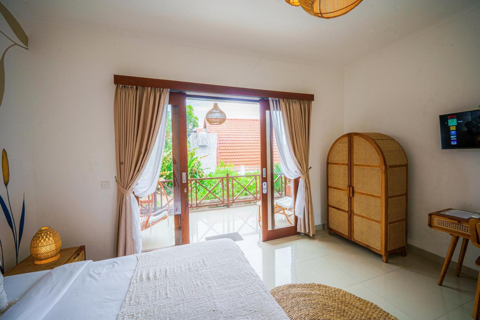 Shortcut Breeze Guest House Canggu Exterior foto