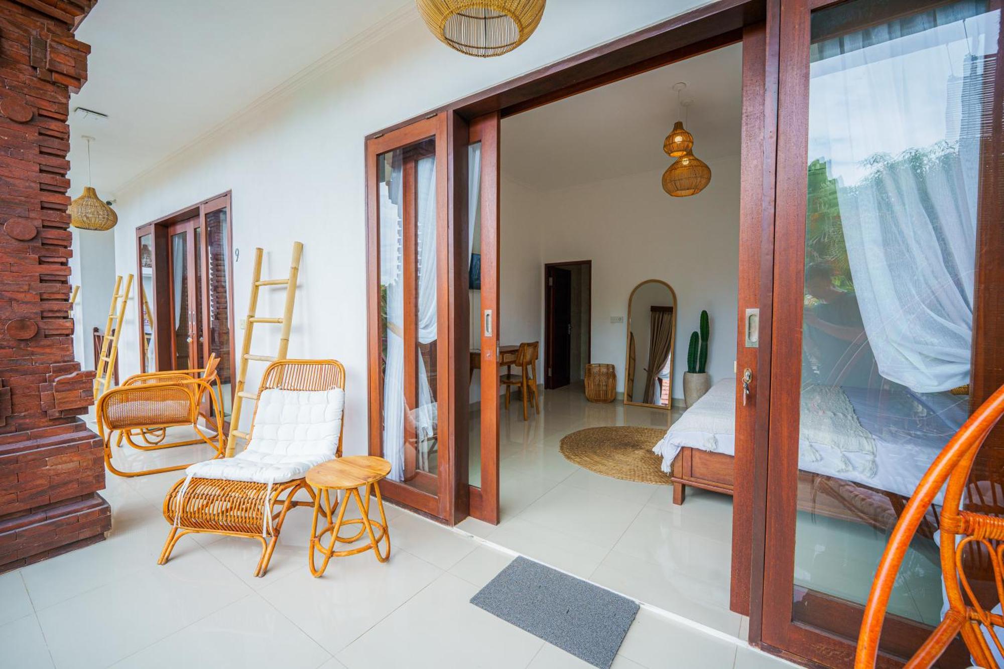 Shortcut Breeze Guest House Canggu Exterior foto